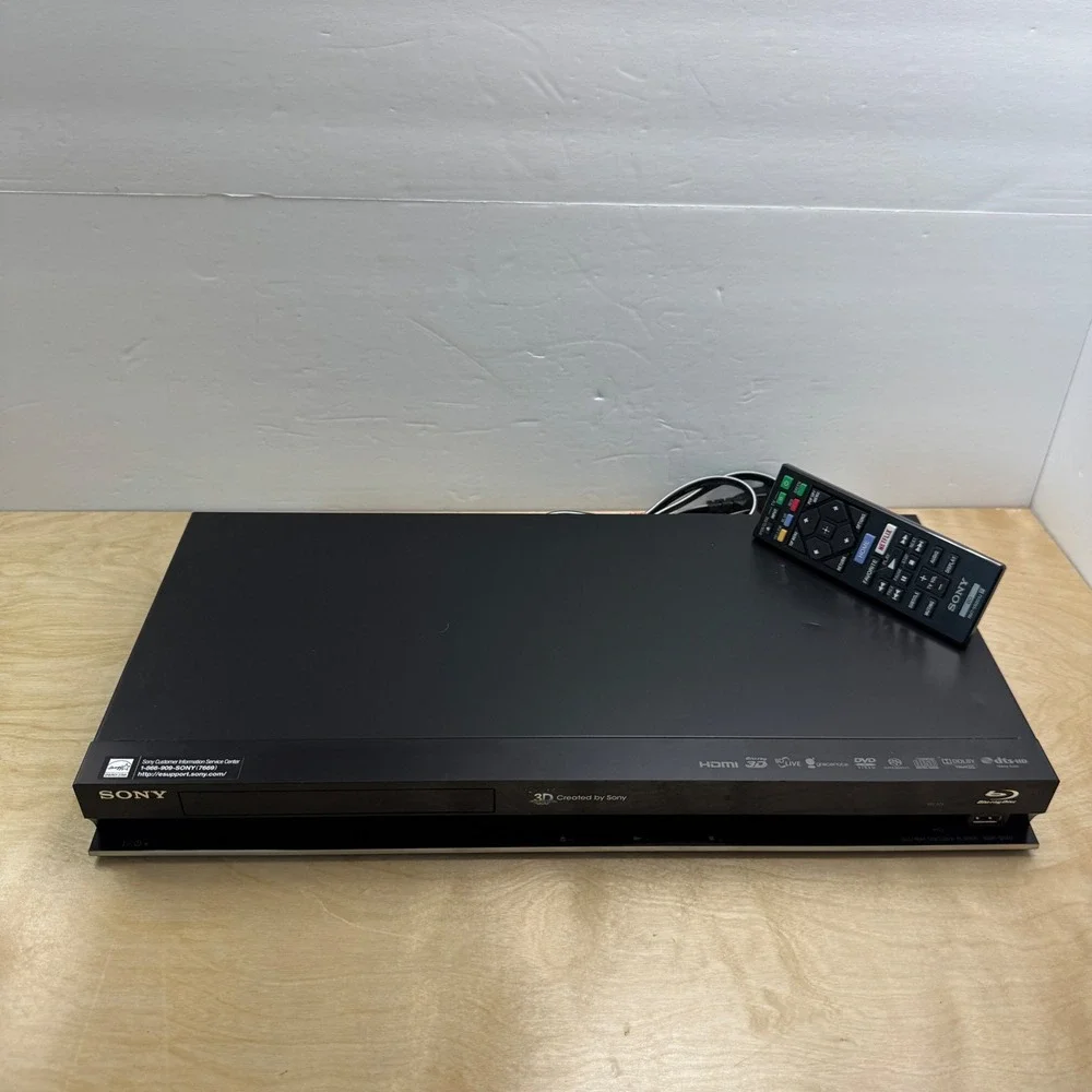 Sony BDP-S570 Blu-ray Disc Player 3D Built-in Wi-Fi WLAN Black with Remote